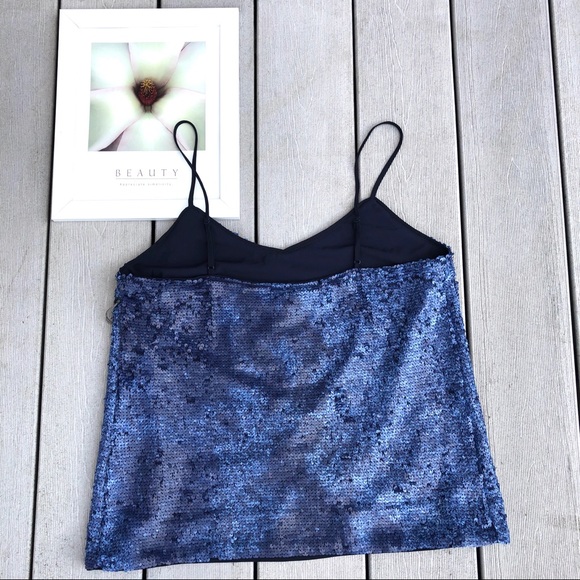 VINCE CAMUTO NWT mystic sea blue all over sequin camisole v-neck tank top, XS - Picture 7 of 14